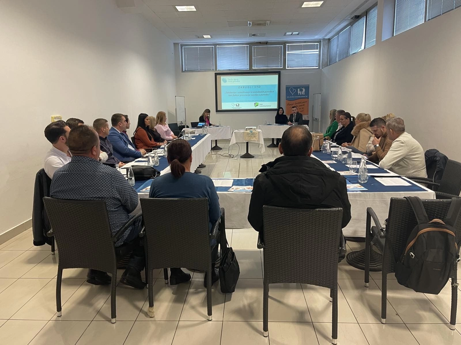 Okrug sto hraniteljstvo (1)